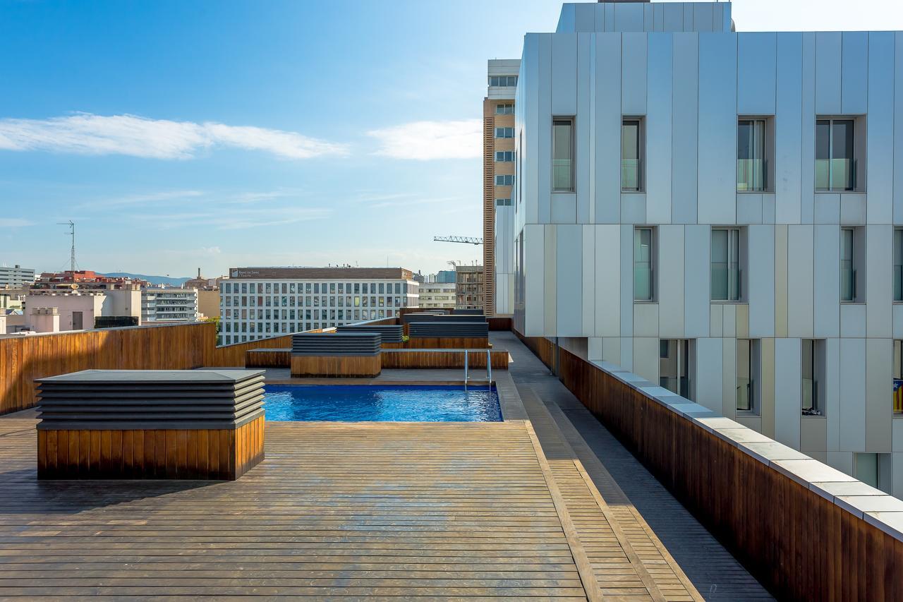 Urban District Apartments - Rambla Suites & Pool Barcelona Exterior photo